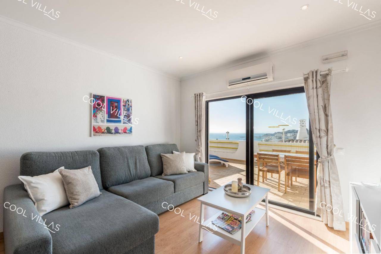 Laurent - Beachfront And Center Daire